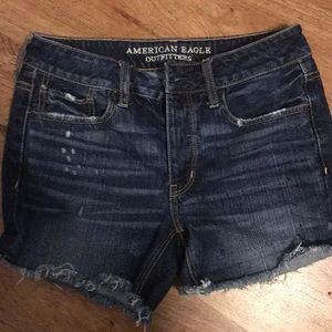 American Eagle tomgirl shorts. Never worn!